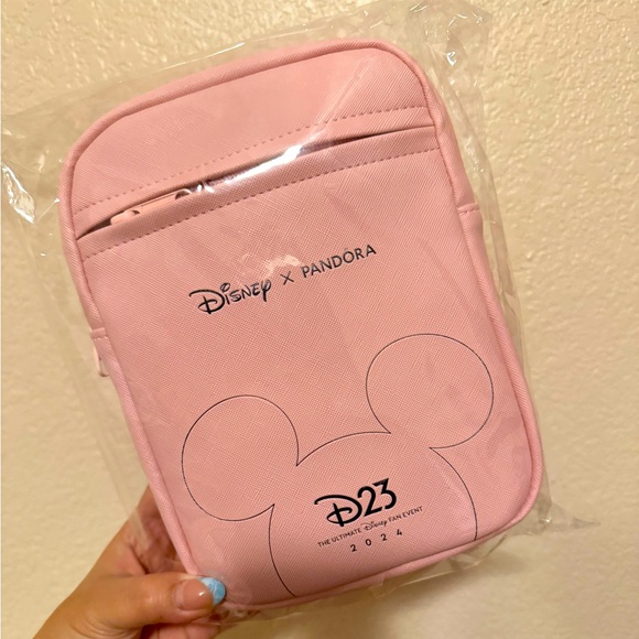 Pandora Other - 2024 Disney X Pandora D23 Exclusive Cross body sling